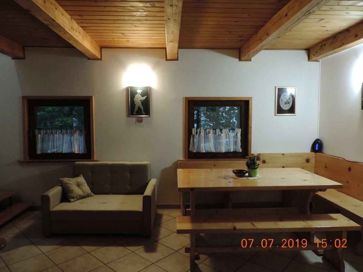 Guest House Nanos Віпава Екстер'єр фото