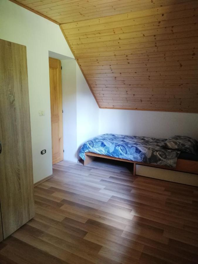 Guest House Nanos Віпава Екстер'єр фото